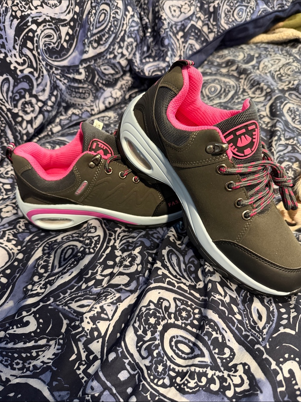 Mioke Waterproof Sneakers